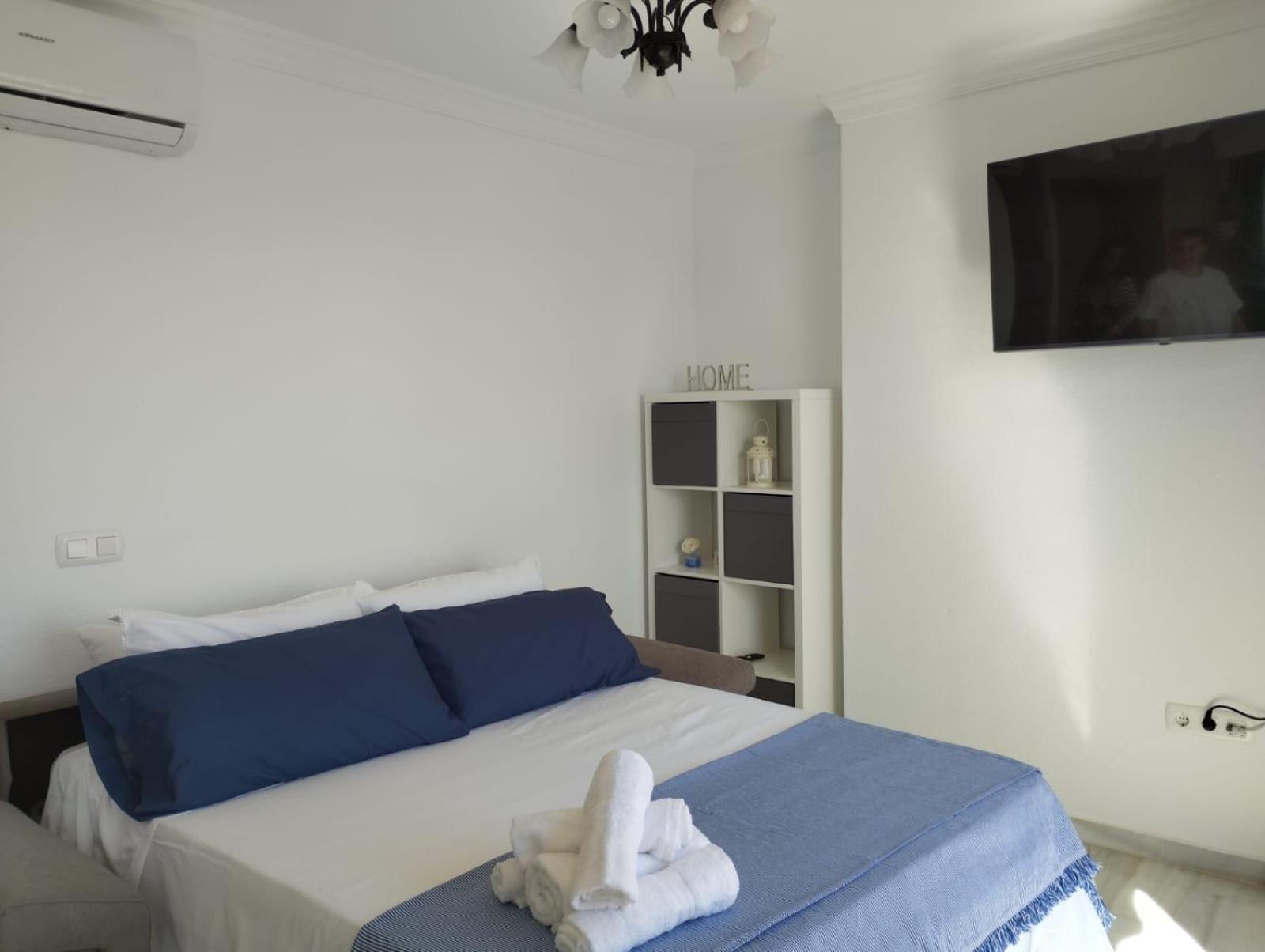 Apartamentos Playacala La Cala Del Moral Εξωτερικό φωτογραφία