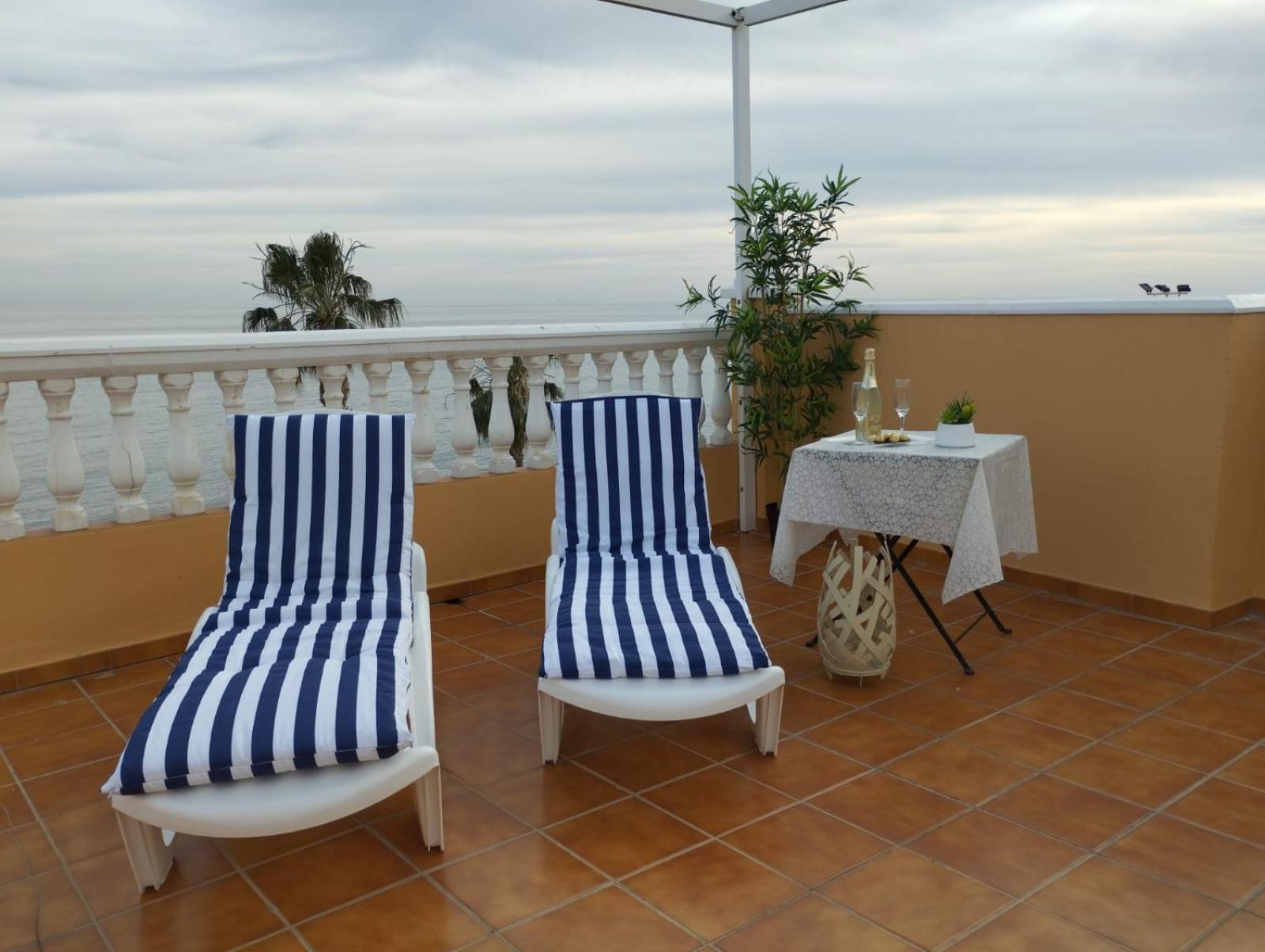 Apartamentos Playacala La Cala Del Moral Εξωτερικό φωτογραφία
